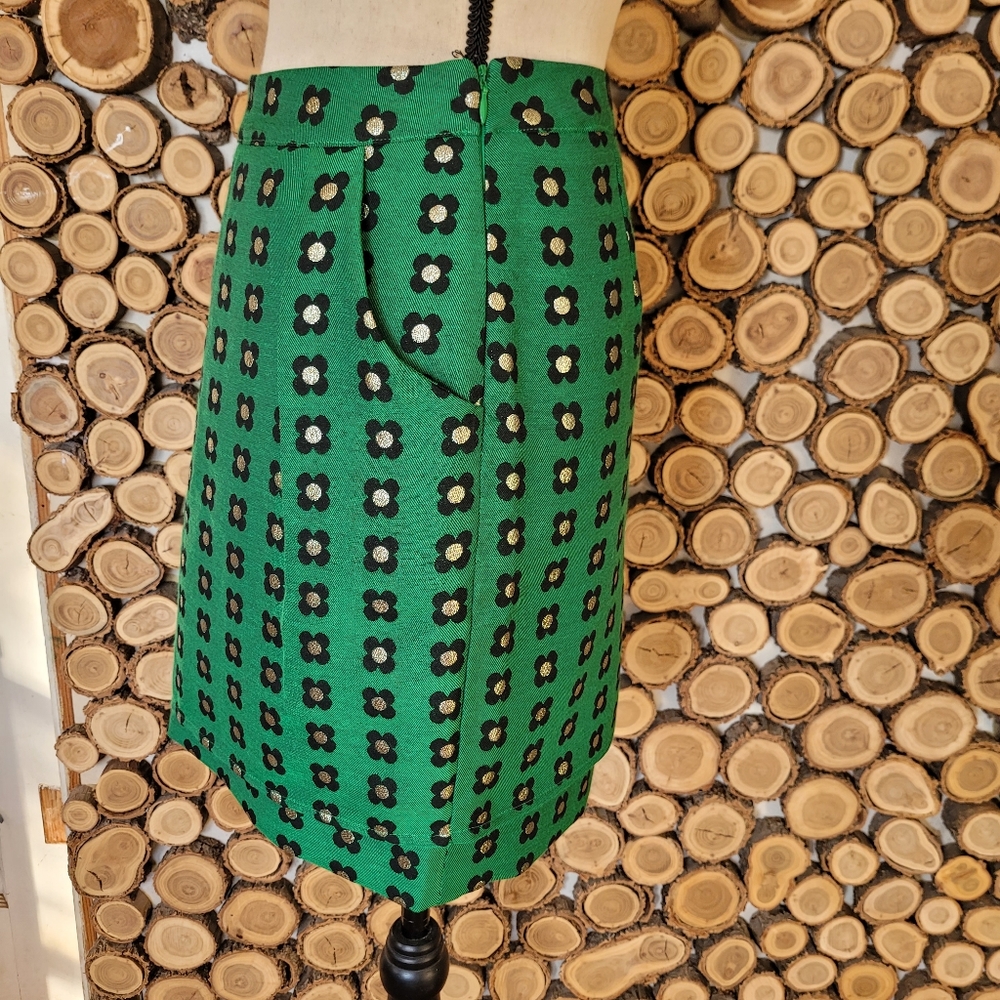 Anthropologie HD in Paris Garden Glimmer Christmas Green Tiered Flower Skirt - Picture 7 of 12